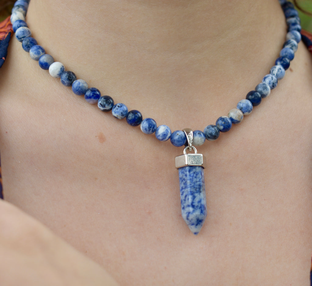 Tips For Rocking Chokers This Spring and Summer