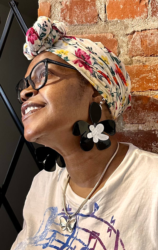 Exaggerated Black & White Resin Flower Drop Earrings