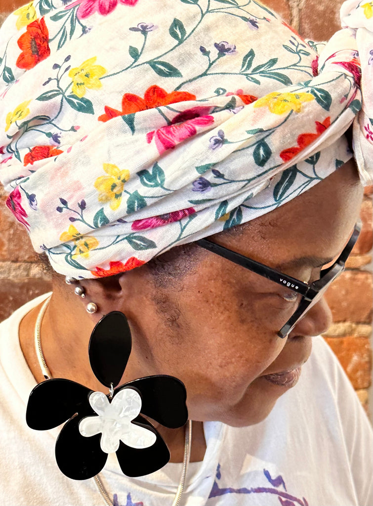 Exaggerated Black & White Resin Flower Drop Earrings