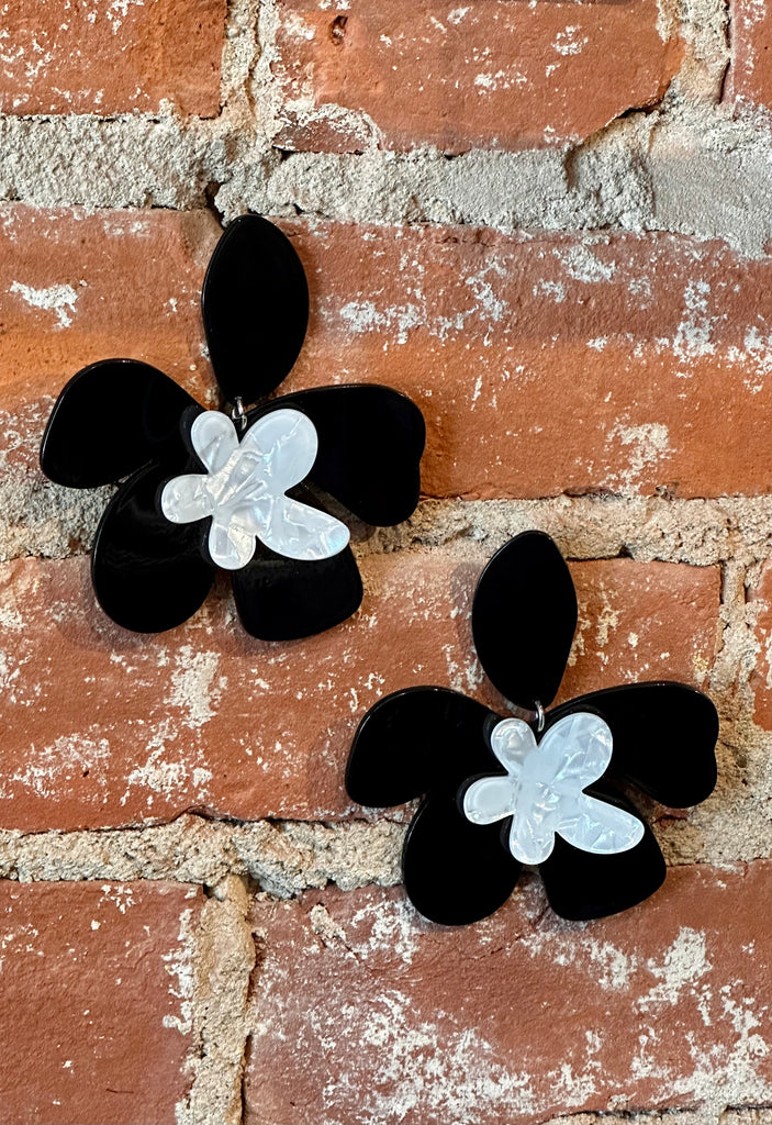 Exaggerated Black & White Resin Flower Drop Earrings