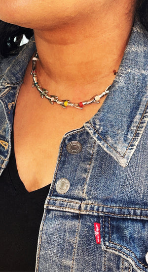 UNO de 50 Colita Con Colita Multi-Color Beaded Necklace