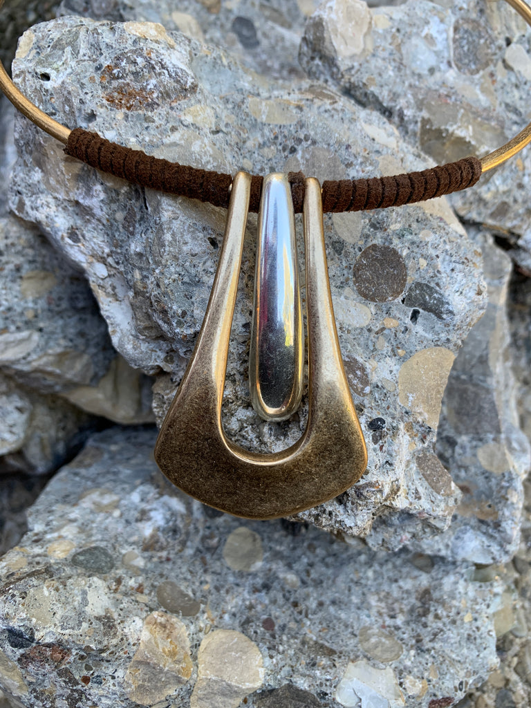 Robert Lee Morris Soho Two-Tone Sculptural Suede Wrapped Wire Collar Pendant Necklace