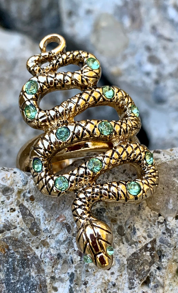 Betsey Johnson Gold & Green Snake Stone Stretch Ring Size 7.5