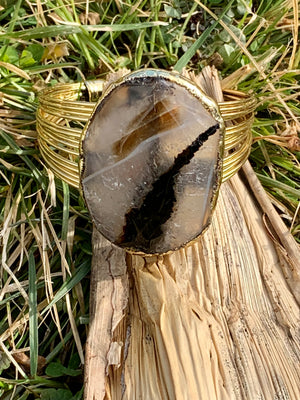 Black & White Agate Bronze Cuff Bracelet  (2)