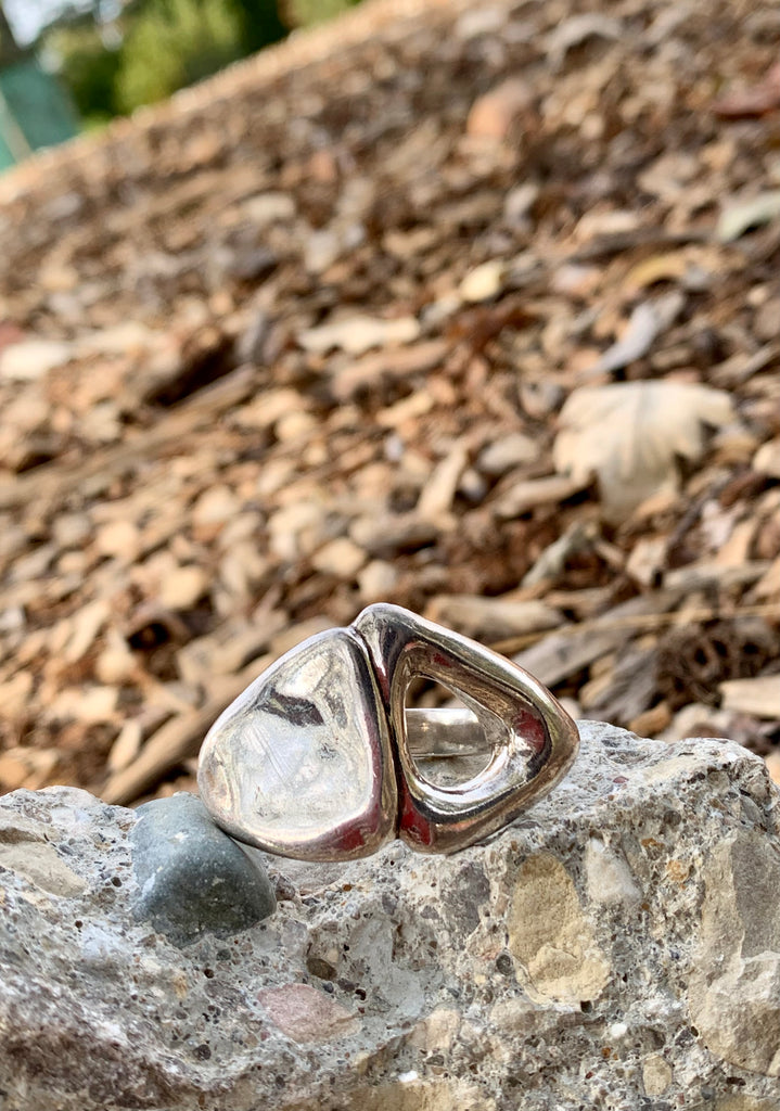 Corazon Parto Broken Irregular Metal Heart Ring Size 7.5