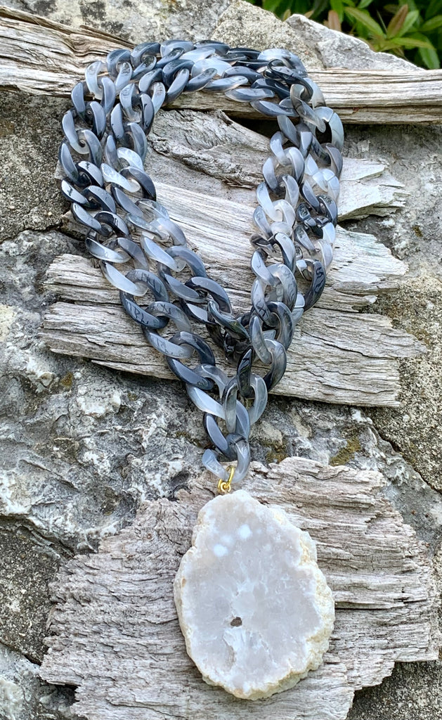 Marbled Link Natural White Druzy Pendant Necklace