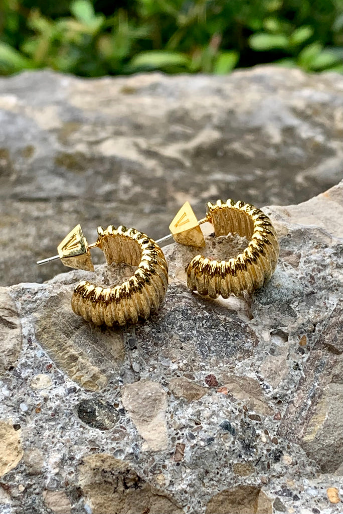 Vince Camuto Gold Ridge Small Hoop Earrings