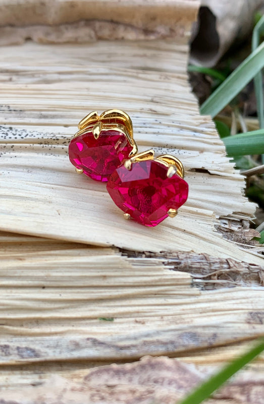 Treasure Trove Fuchsia Stud Earrings