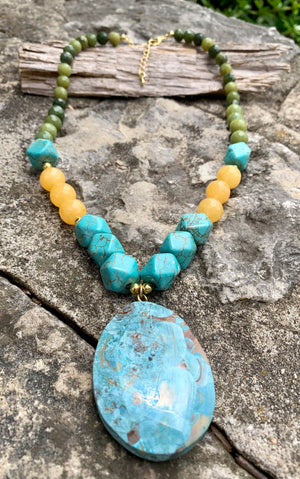 Jade and Magnesite Pendant Drop Necklace