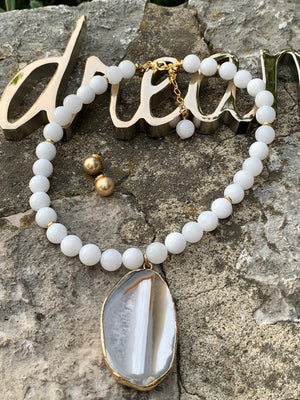 "White Sand" Jade & Agate Slice Pendant Necklace