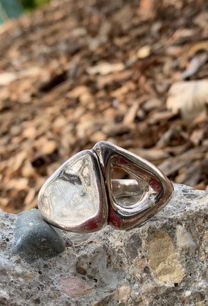 Corazon Parto Broken Irregular Metal Heart Ring Size 7.5