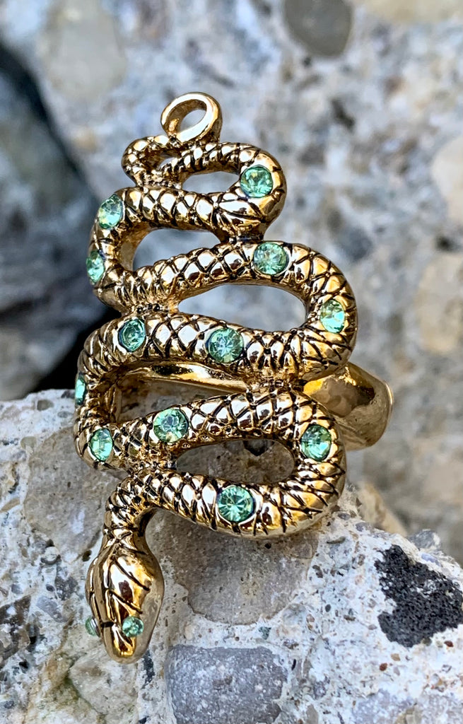 Betsey Johnson Gold & Green Snake Stone Stretch Ring Size 7.5