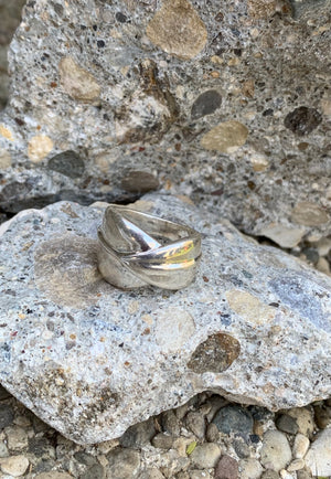 Modernist Brushed Silver Leaf Overlapped Wrap Ring Size 7.5